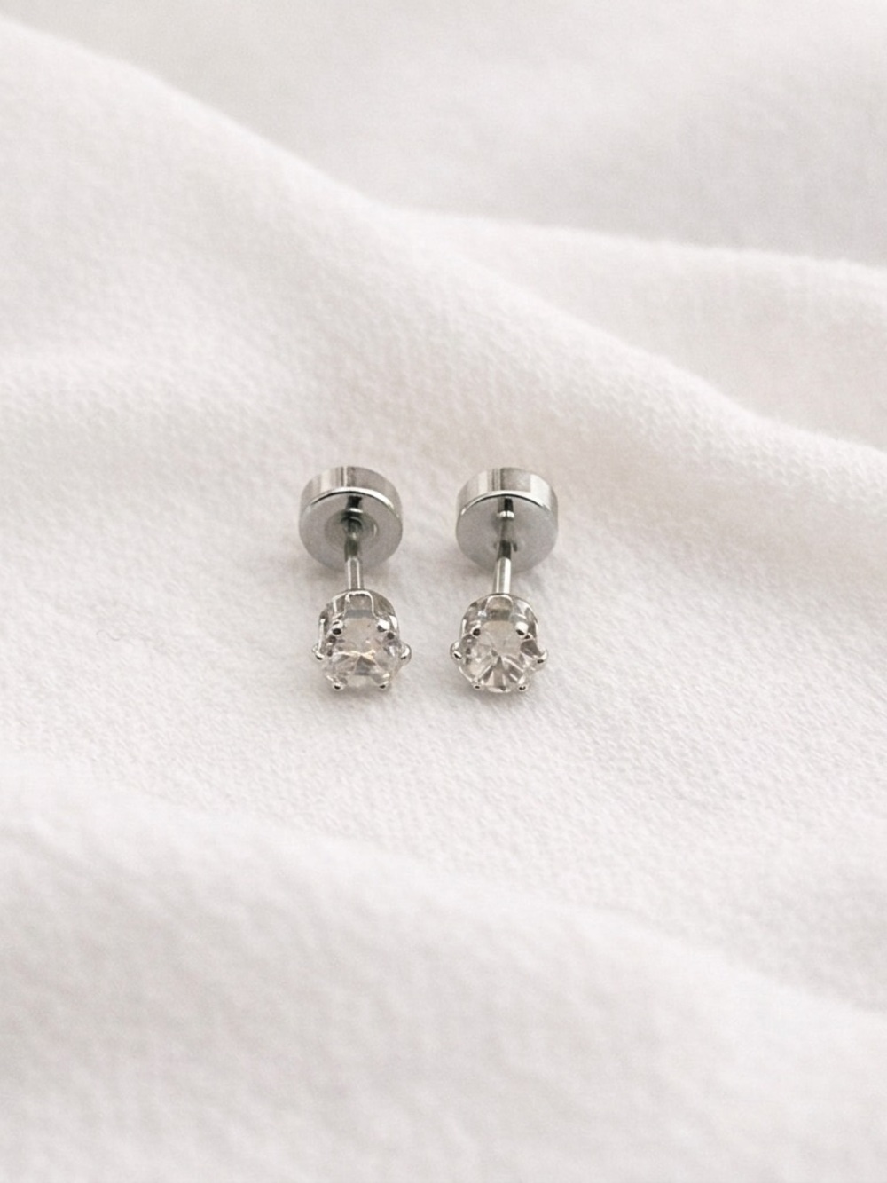 Silver plated stainless steel cubic zirconia stud screw back earrings